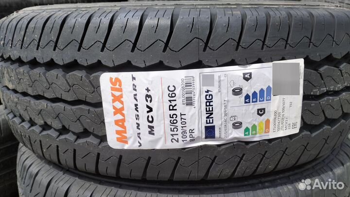 Maxxis Vansmart MCV3+ 215/65 R16C 109T