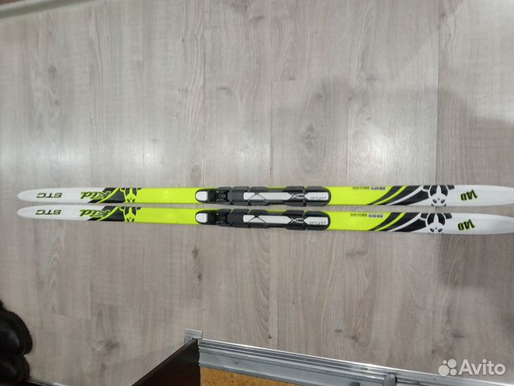 Беговые лыжи