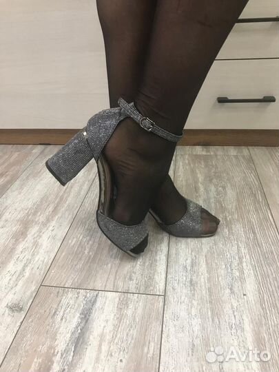 Босоножки женские 37 размер cmmille