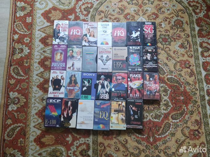 Видеомагнитофон кассеты