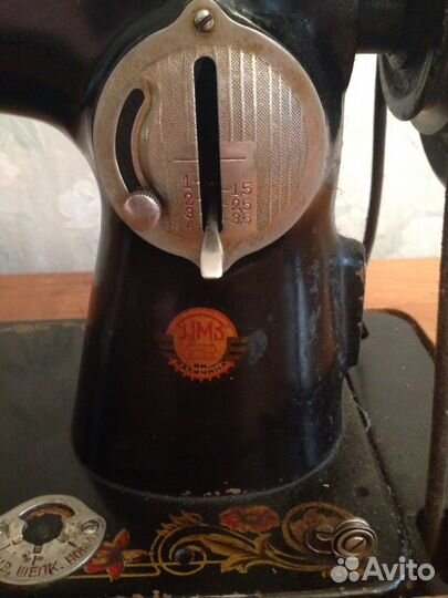 Машинка швейная