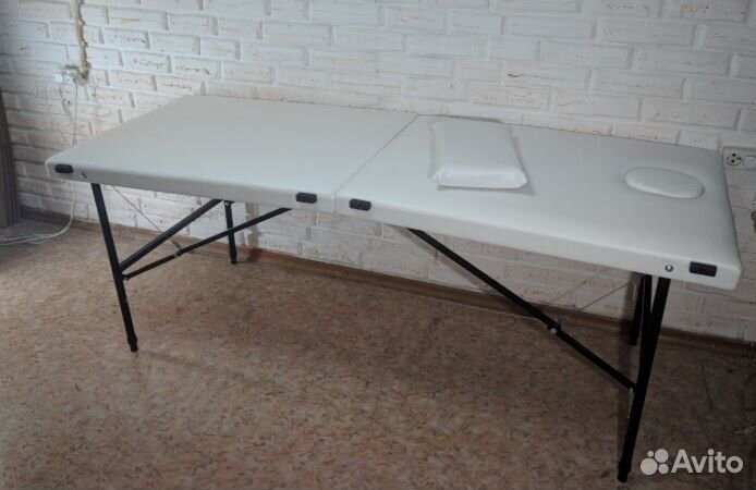 Массажный стол