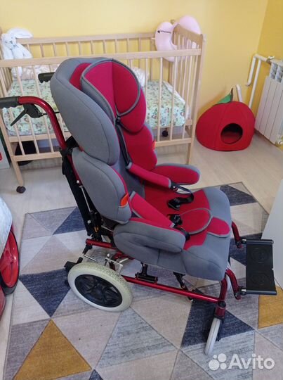 Кресло- коляска инвалидная для детей с дцп