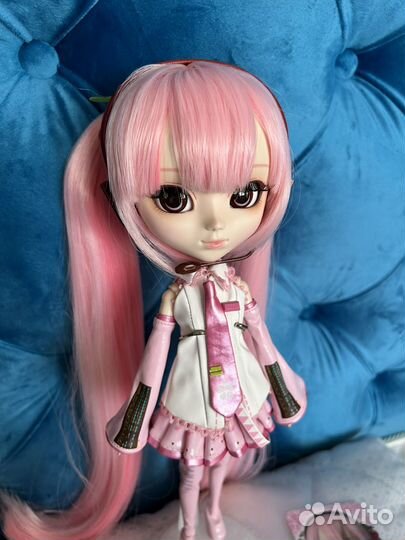 Кукла Pullip/Пуллип Hatsune Miku Sakura розовая