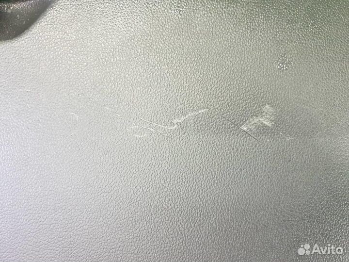 Торпедо Volkswagen Polo