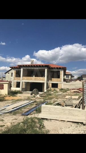 Дом 280 м² на участке 8 сот.