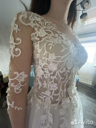 Свадебное платье