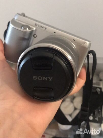 Компактный фотоаппарат Sony NEX-F3