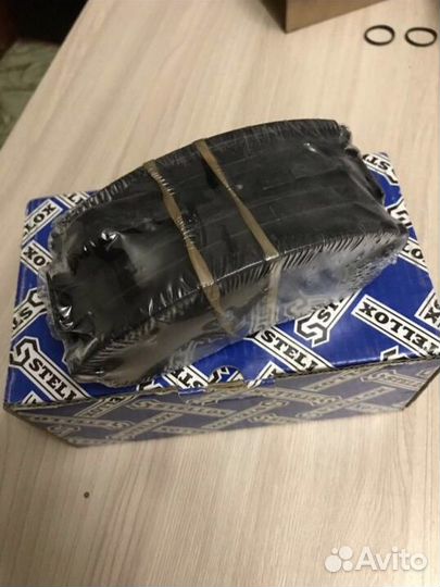 Тормозные колодки Nissan Maxima A32