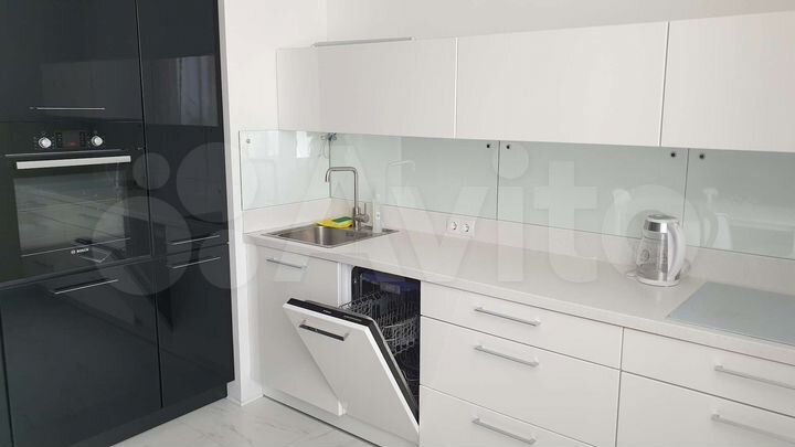 1-к. квартира, 47 м², 13/18 эт.