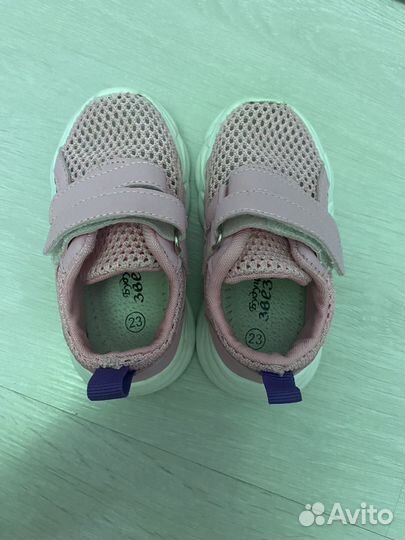 Кроссовки 23