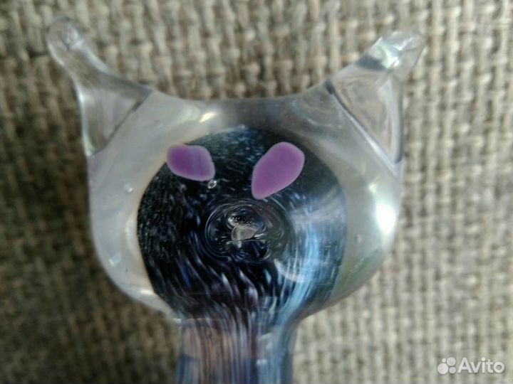 Стеклянная статуэтка кошка