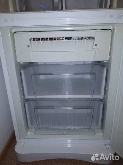 Холодильник indesit большой