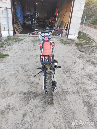 Рейсер crf 125