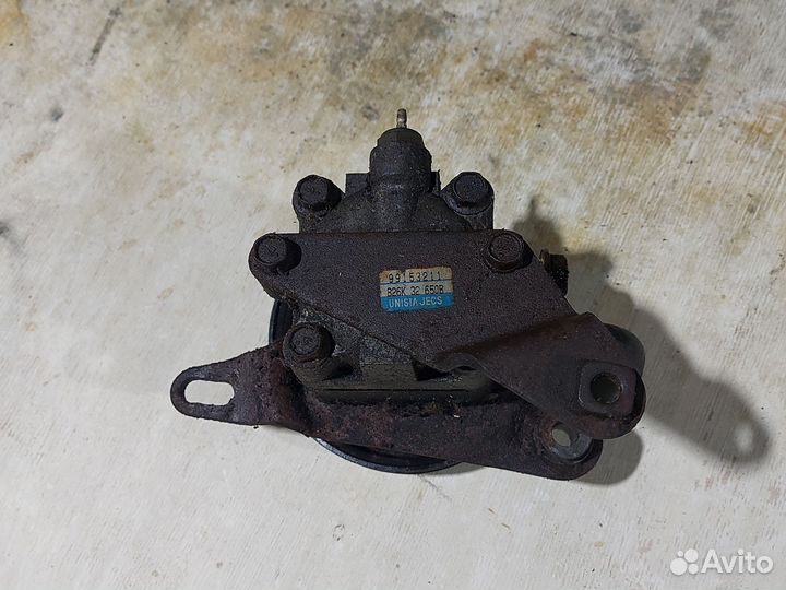 Насос гур Mazda 323 BH