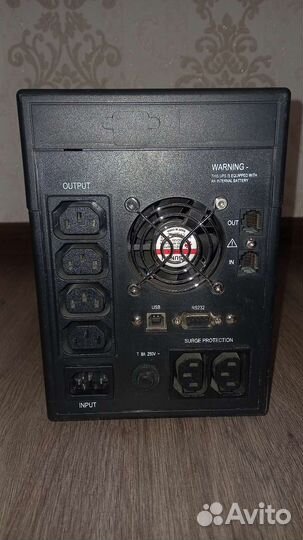 UPS Ippon Smart Power Pro 1000