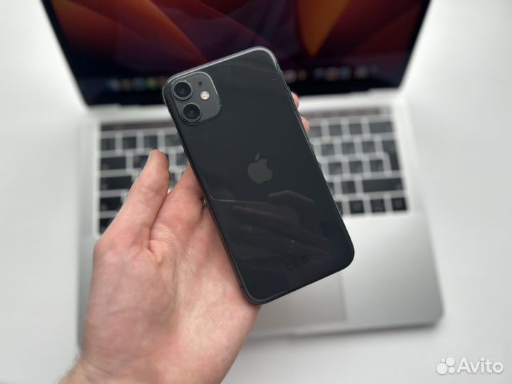 iPhone 11, 64 ГБ