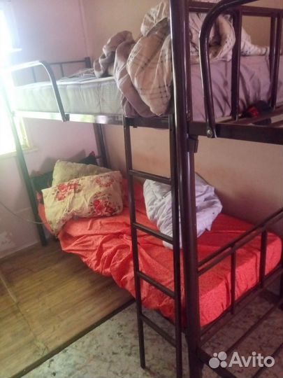 Кровать двухьярусная
