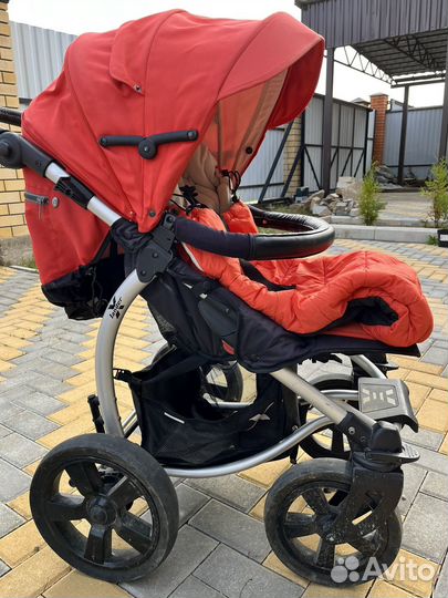 Прогулочная коляска