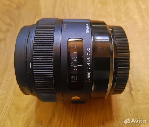 Объектив Sigma 30 mm 1.4 DC art