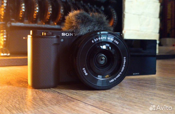 Новая камера Sony ZV-E10 Kit 16-50mm