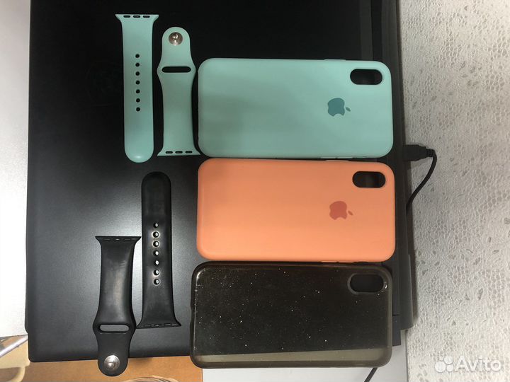 Чехлы и ремешки на iPhone 10