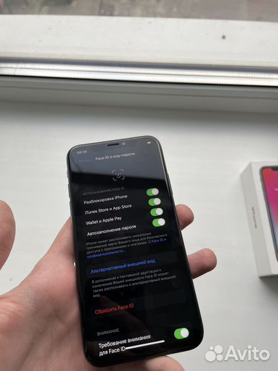 iPhone X, 64 ГБ