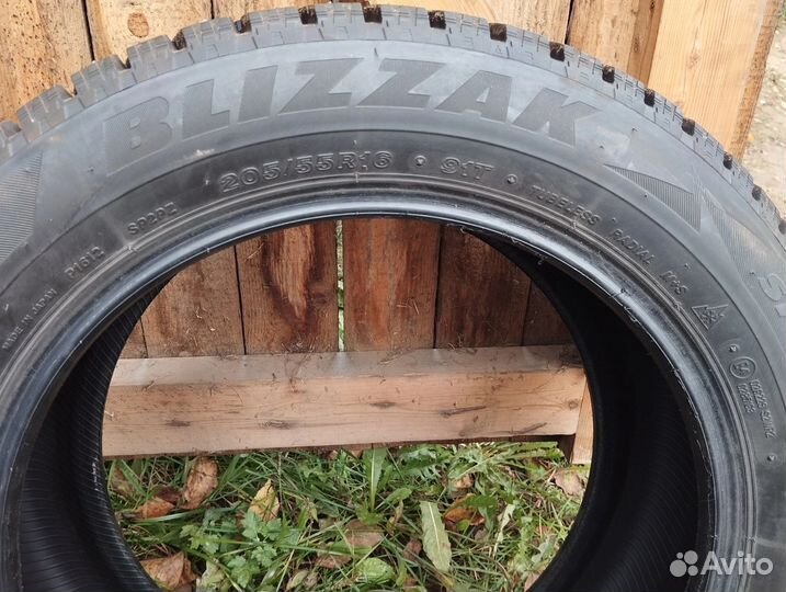 Bridgestone Blizzak Spike-02 16/55 R16
