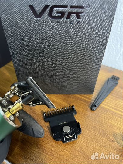 Машинка для стрижки волос VGR