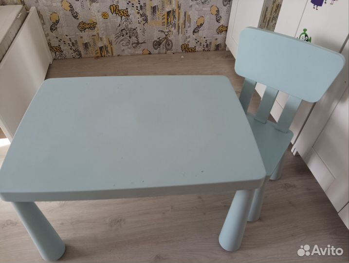 Детский стол и стул IKEA