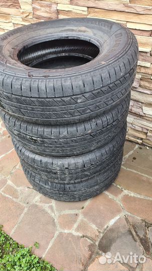 Hankook Dynapro HP2 RA33 235/75 R15 105