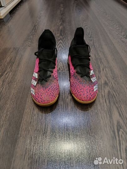 Футзалки adidas predator