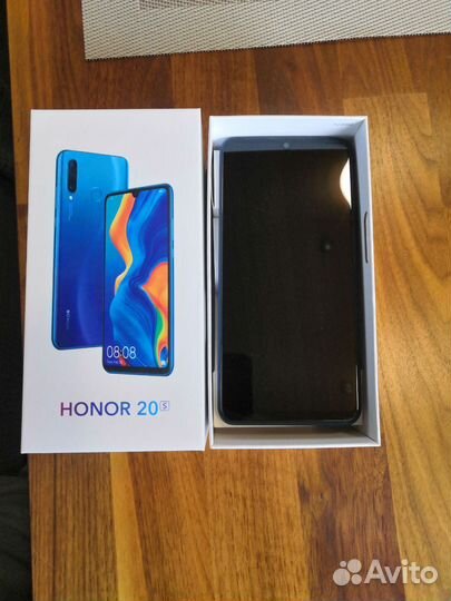 HONOR 20s, 6/128 ГБ