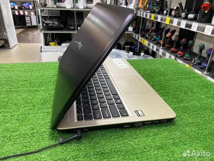 Ноутбук asus X540Y
