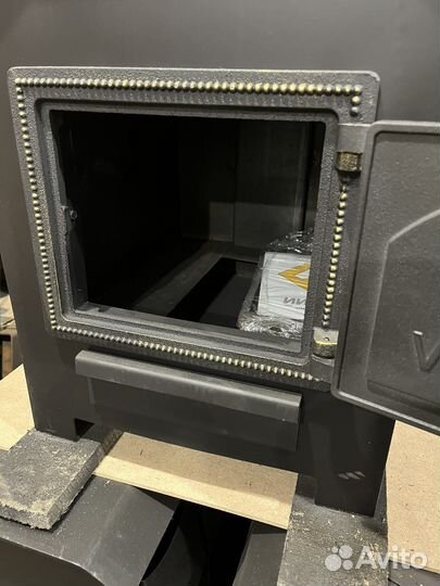 Печь дровяная отопительная Везувий Комфорт 70