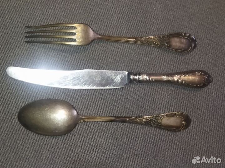 Набор из мельхиора.Ложка, вилка, нож столовый.СССР