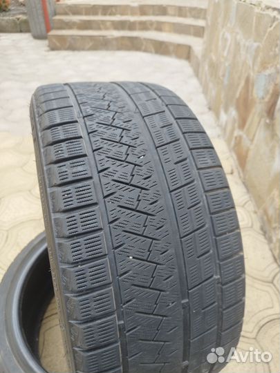 Triangle Snowlink TWT02 235/35 R19