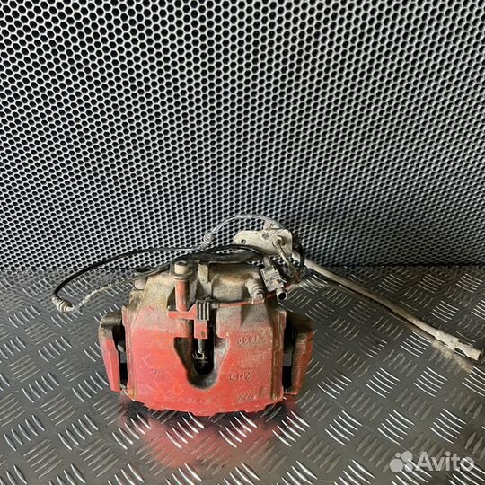 Суппорт тормозной передний правый Mercedes-Benz S