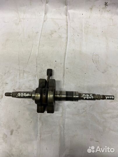 Коленвал Suzuki Address V100 E111