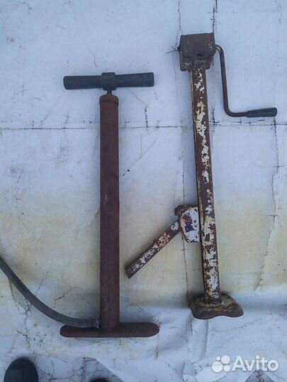 Пилы,насосы плоскогубцы