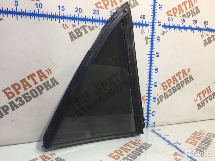 Тойота Камри Форточка двери задней правой AS2