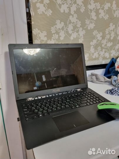 Ноутбук asus x553m