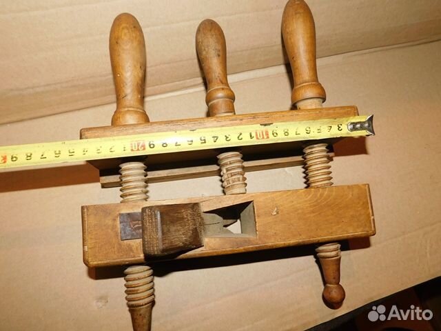 Старинный, эмалированный чугунный чугунок с крышко