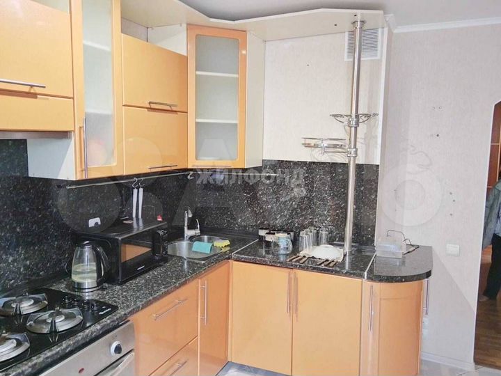 2-к. квартира, 64,5 м², 4/10 эт.