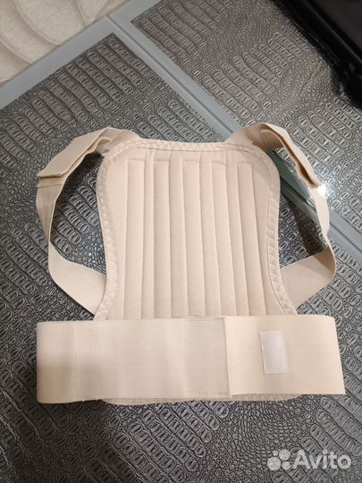 Корректор осанки тривес