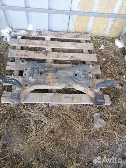 Подрамник передний Ford Focus 2