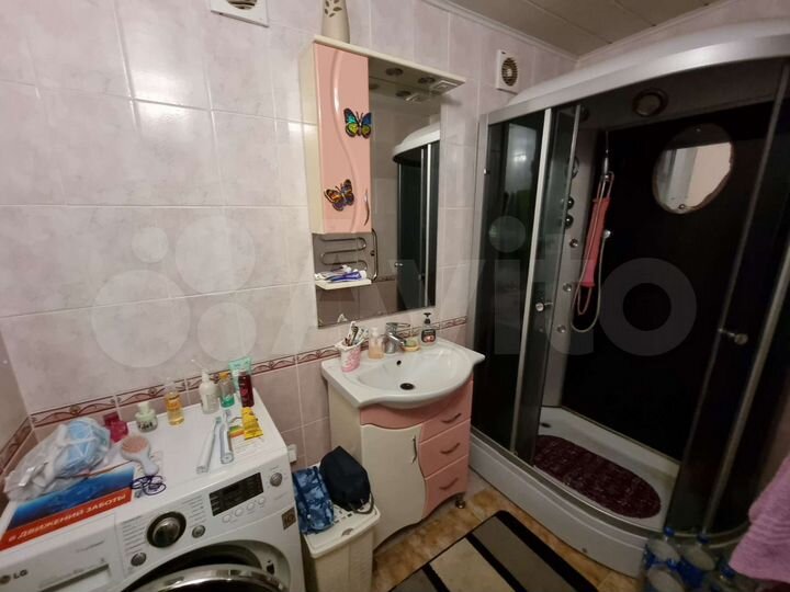 3-к. квартира, 60 м², 2/5 эт.