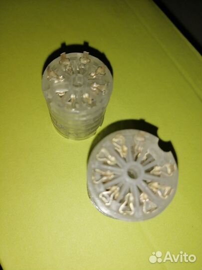 Панельки для радиоламп