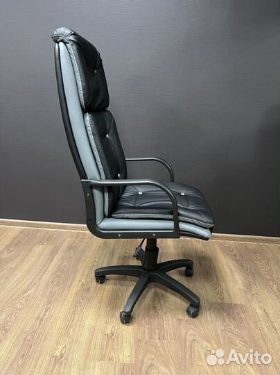 Компьютерное кресло с доставкой на дом
