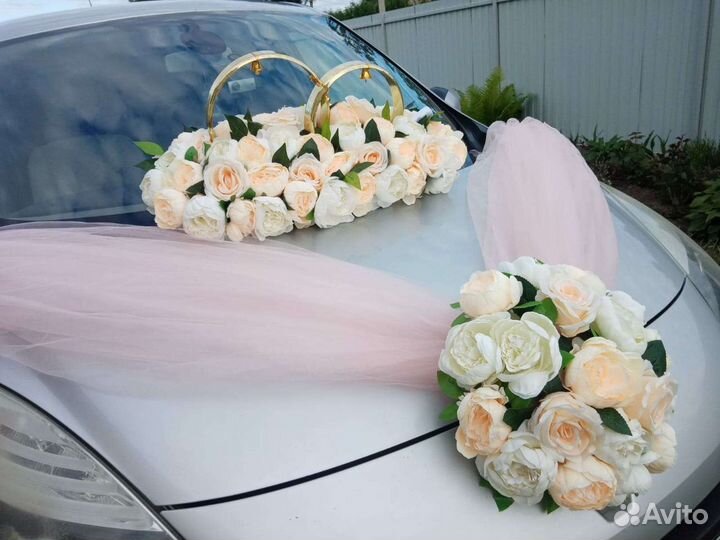 Свадебные украшения для автомобиля